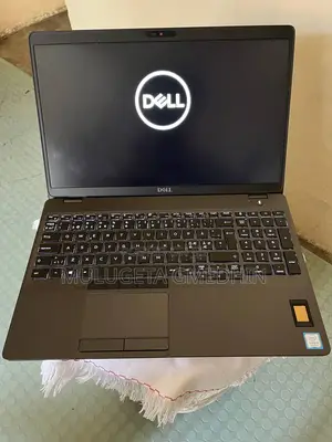 Photo - Laptop Dell Latitude 5501 8GB Intel Core I5 SSD 256GB