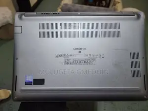 Laptop Dell Latitude 5310 8GB Intel Core I5 SSD 256GB