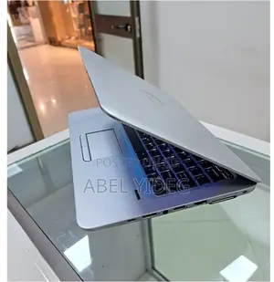 New Laptop HP EliteBook 820 G3 8GB Intel Core I5 HDD 1T