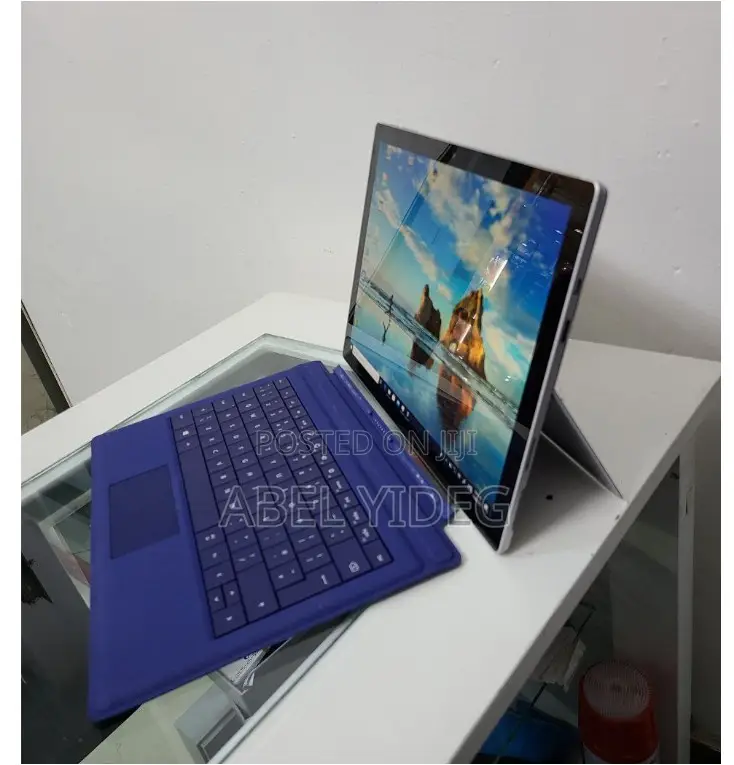 New Laptop Microsoft Surface Pro 8GB Intel Core I5 SSD 256GB