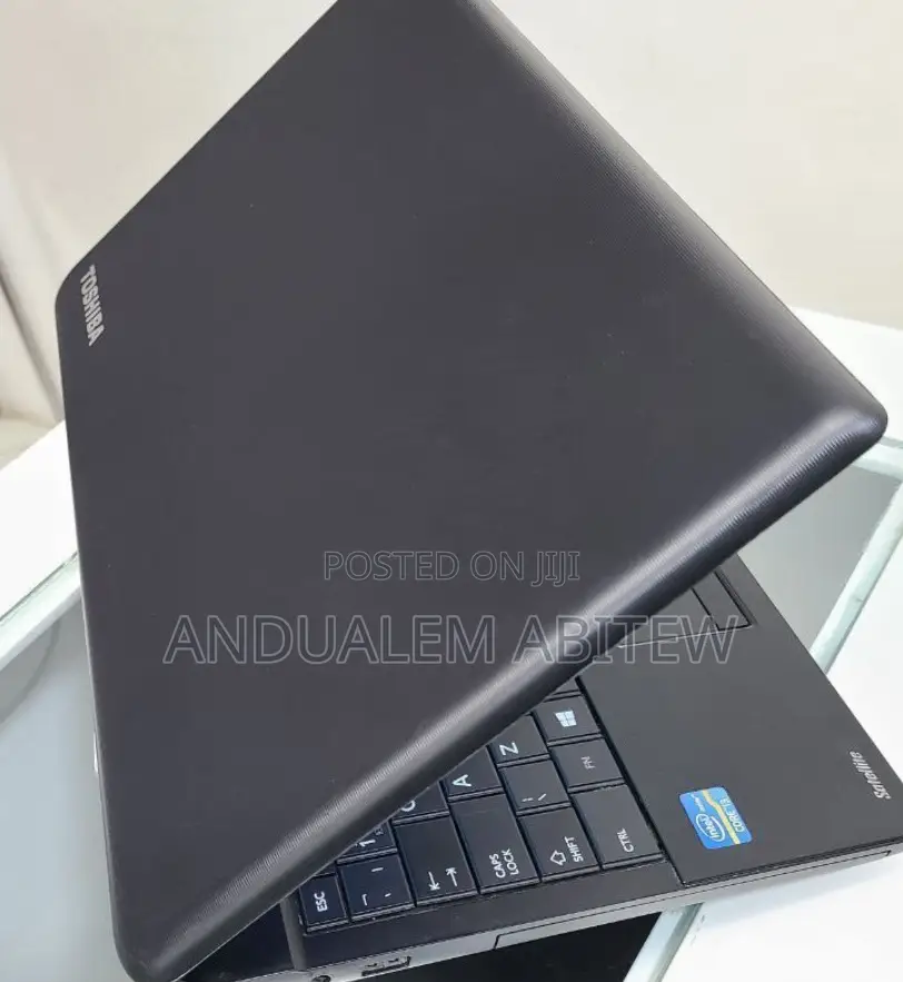New Laptop Toshiba Satellite C55 4GB Intel Core I5 HDD 500GB