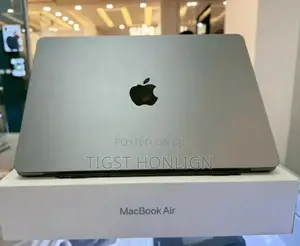 New Laptop Apple MacBook Air 2022 M2 8GB Apple M2 SSD 512GB