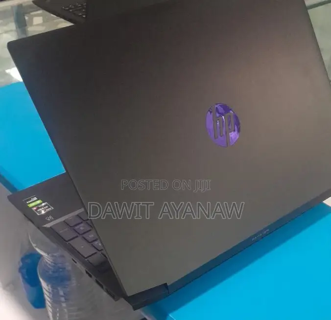 New Laptop HP 8GB AMD Ryzen 5 SSD 512GB