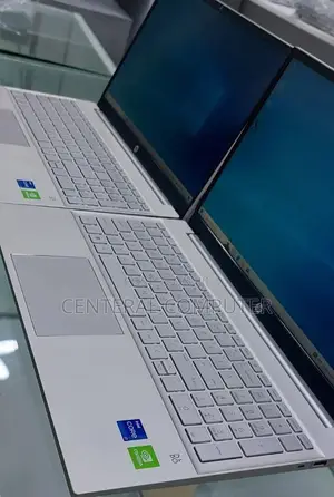 New Laptop HP Pavilion 15-Cs3063cl 16GB Intel Core I7 SSD 512GB