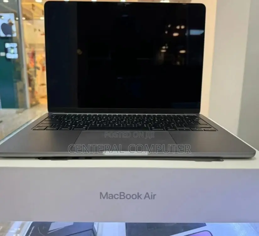New Laptop Apple MacBook Air 2022 M2 8GB Apple M2 SSD 512GB