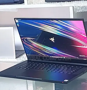 Photo - New Laptop Razer Blade 16GB Intel Core I7 SSD 512GB