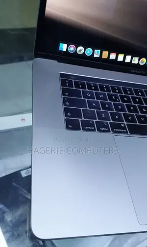 New Laptop Apple MacBook Pro 2019 32GB Intel Core i9 SSD 1T