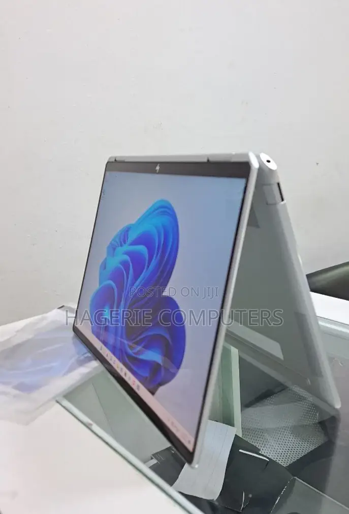 New Laptop HP Spectre 14 8GB Intel Core I5 SSD 512GB