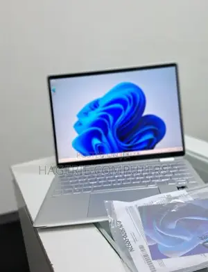 New Laptop HP Spectre 14 8GB Intel Core I5 SSD 512GB