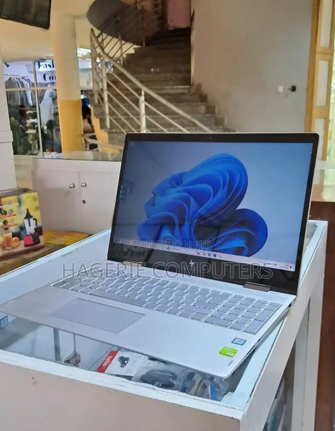 Laptop HP Envy X360 8GB Intel Core I5 SSD 512GB