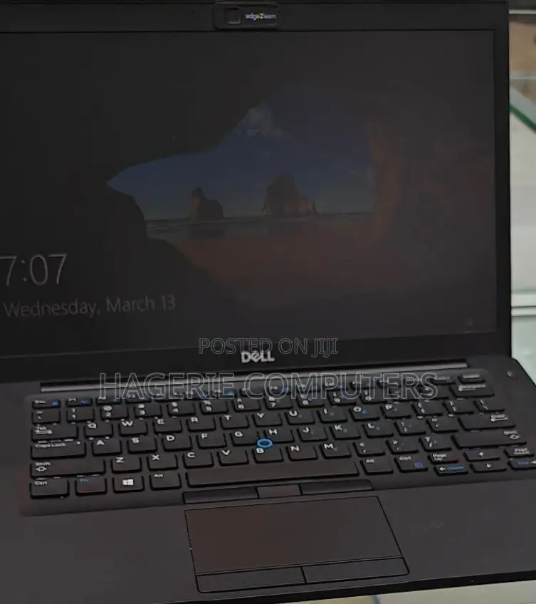 Laptop Dell Latitude 5310 16GB Intel Core I7 SSD 256GB