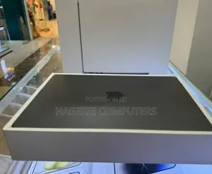 New Laptop Apple MacBook Air 2022 M2 8GB Apple M2 SSD 512GB