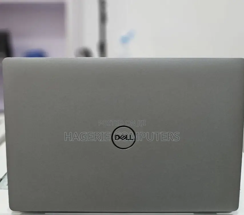 Laptop Dell Latitude 5310 16GB Intel Core I7 SSD 512GB