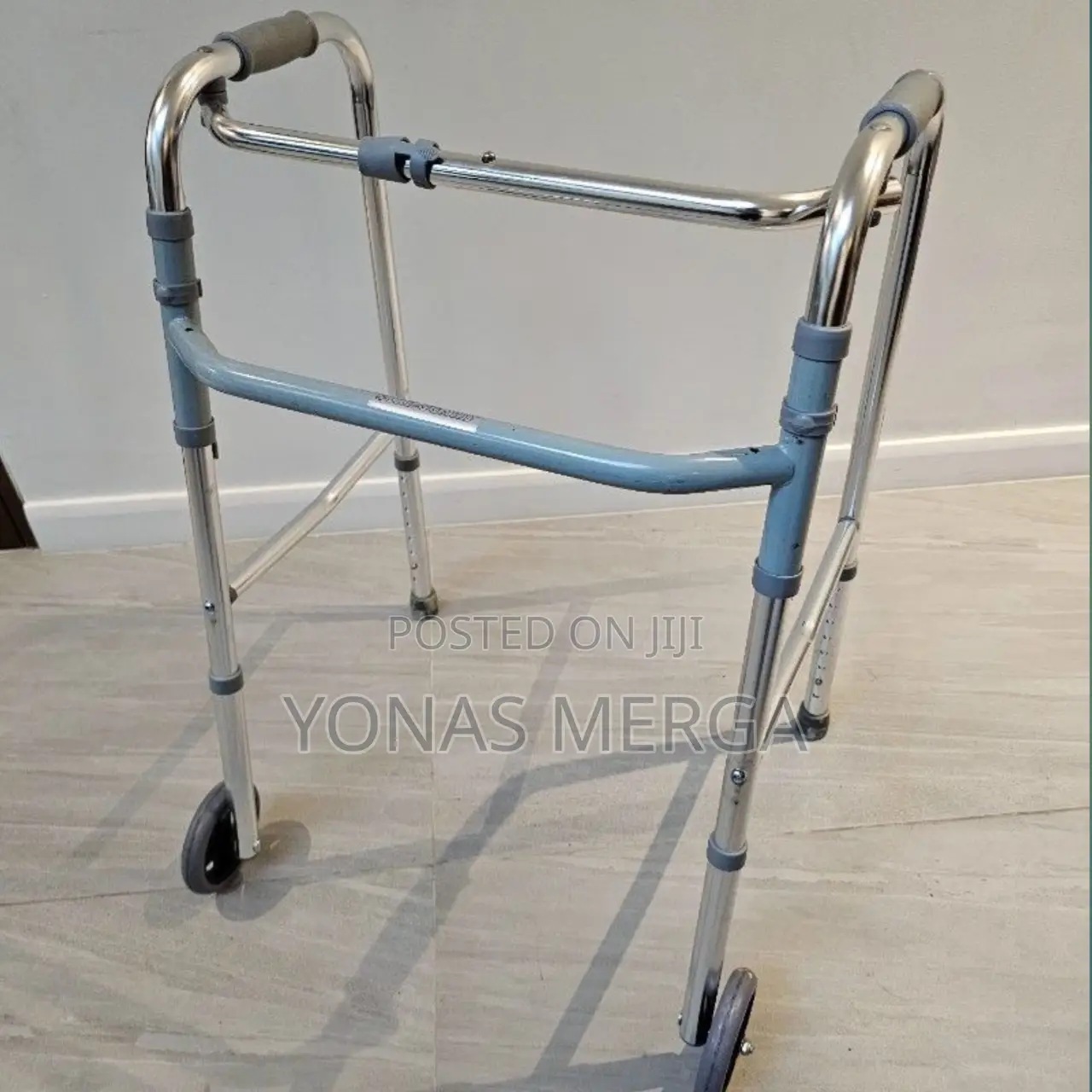 Walker_walking Stick Redgum Deluxe Walking Frame With Wheels