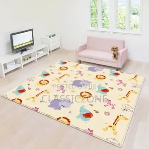 Photo - Waterproof Mat for Ur Baby