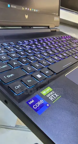 New Laptop Acer Predator Helios 300 16GB Intel Core I9 SSD 1T