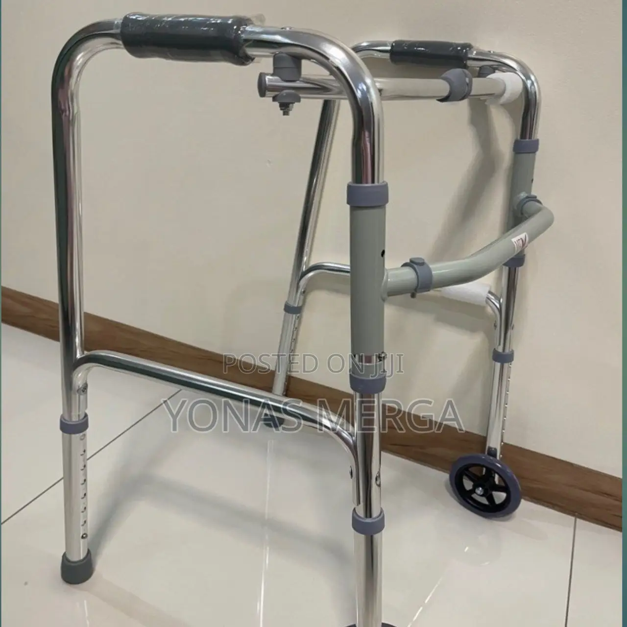 Walker/Walker Folds Up for Transit or Storage
– Strong