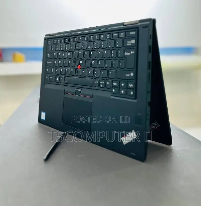 New Laptop Lenovo ThinkPad Yoga 370 8GB Intel Core I3 SSD 512GB