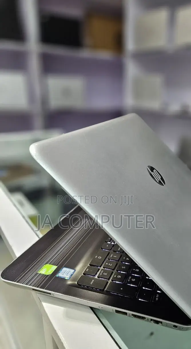 New Laptop HP Pavilion 15 16GB Intel Core I7 SSD 1T
