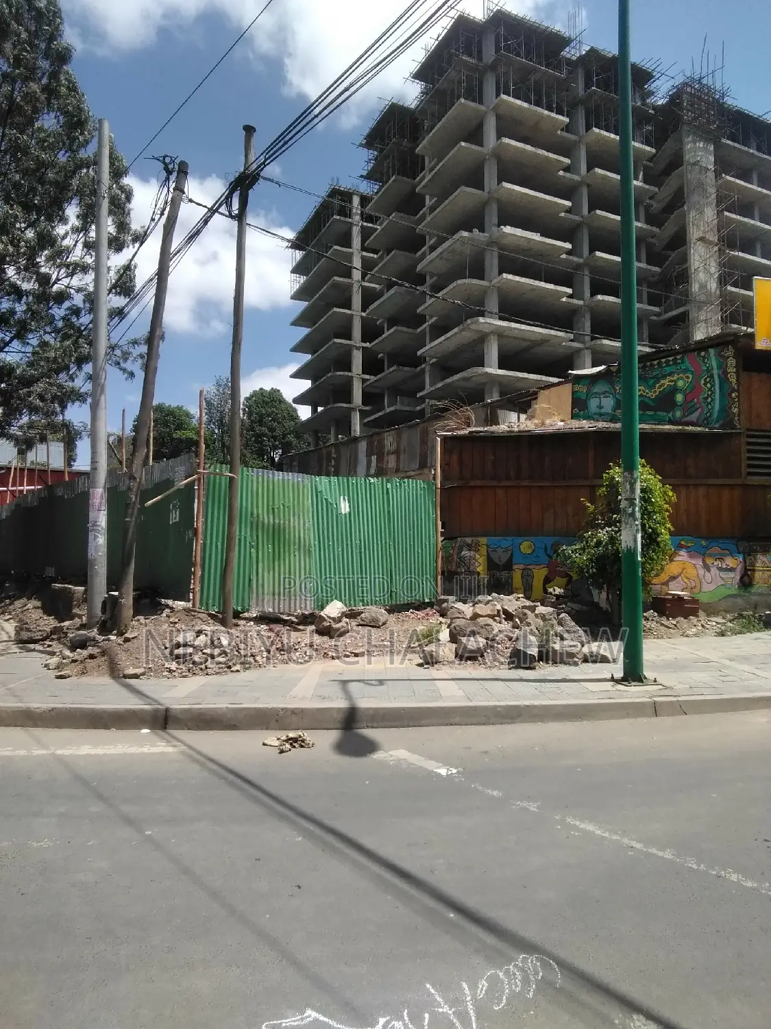 Finished 3bdrm Apartment in Rising Village, Kirkos for Sale