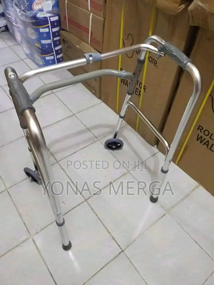 Walker _Height Adjustable Aluminium Folding Walker, W799A