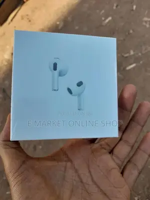 Photo - 3rd Generation Airpod White Color