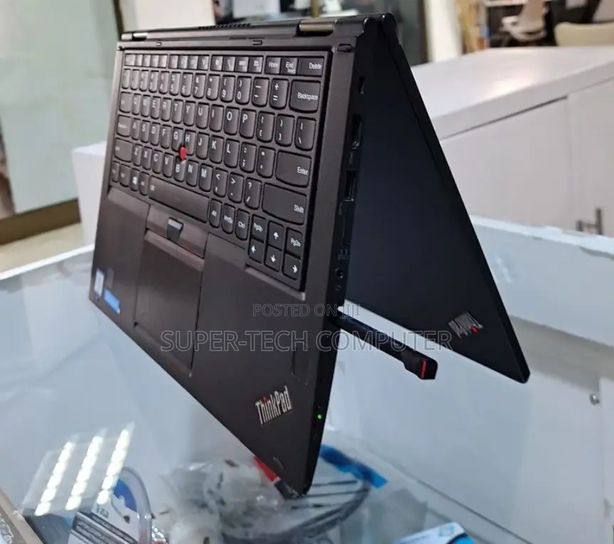 New Laptop Lenovo Yoga 260 8GB Intel Core I5 SSD 512GB