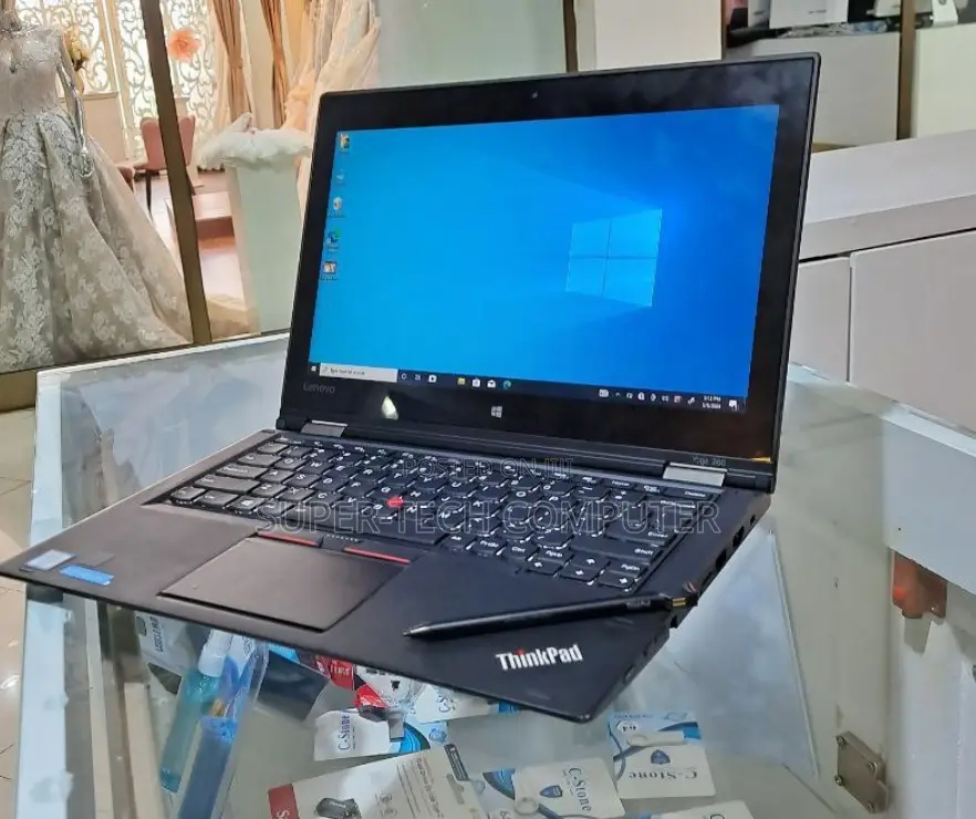 New Laptop Lenovo Yoga 260 8GB Intel Core I5 SSD 512GB