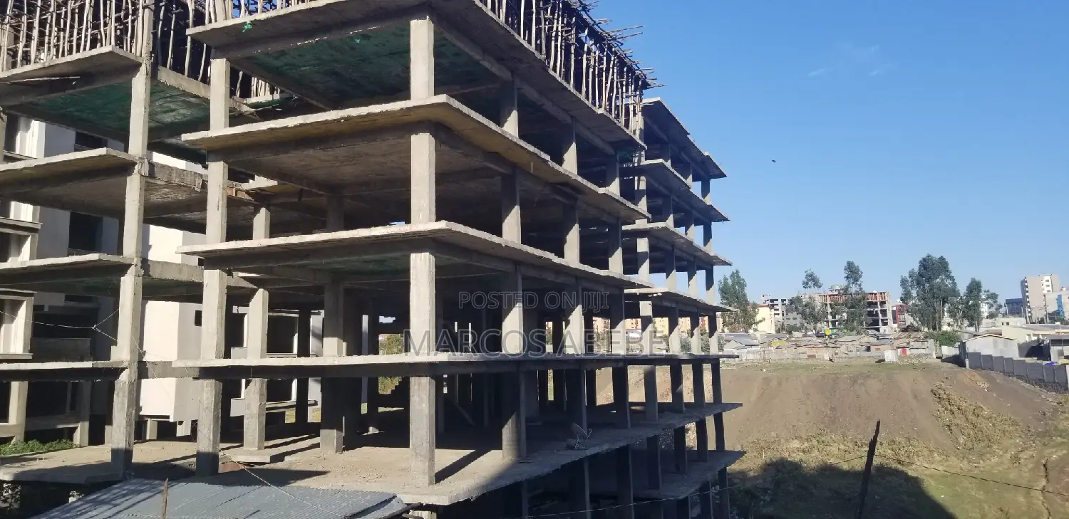 3 Bedroom Apartment House for Sale