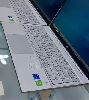 Photo - New Laptop HP Pavilion 15 16GB Intel Core I7 SSD 512GB