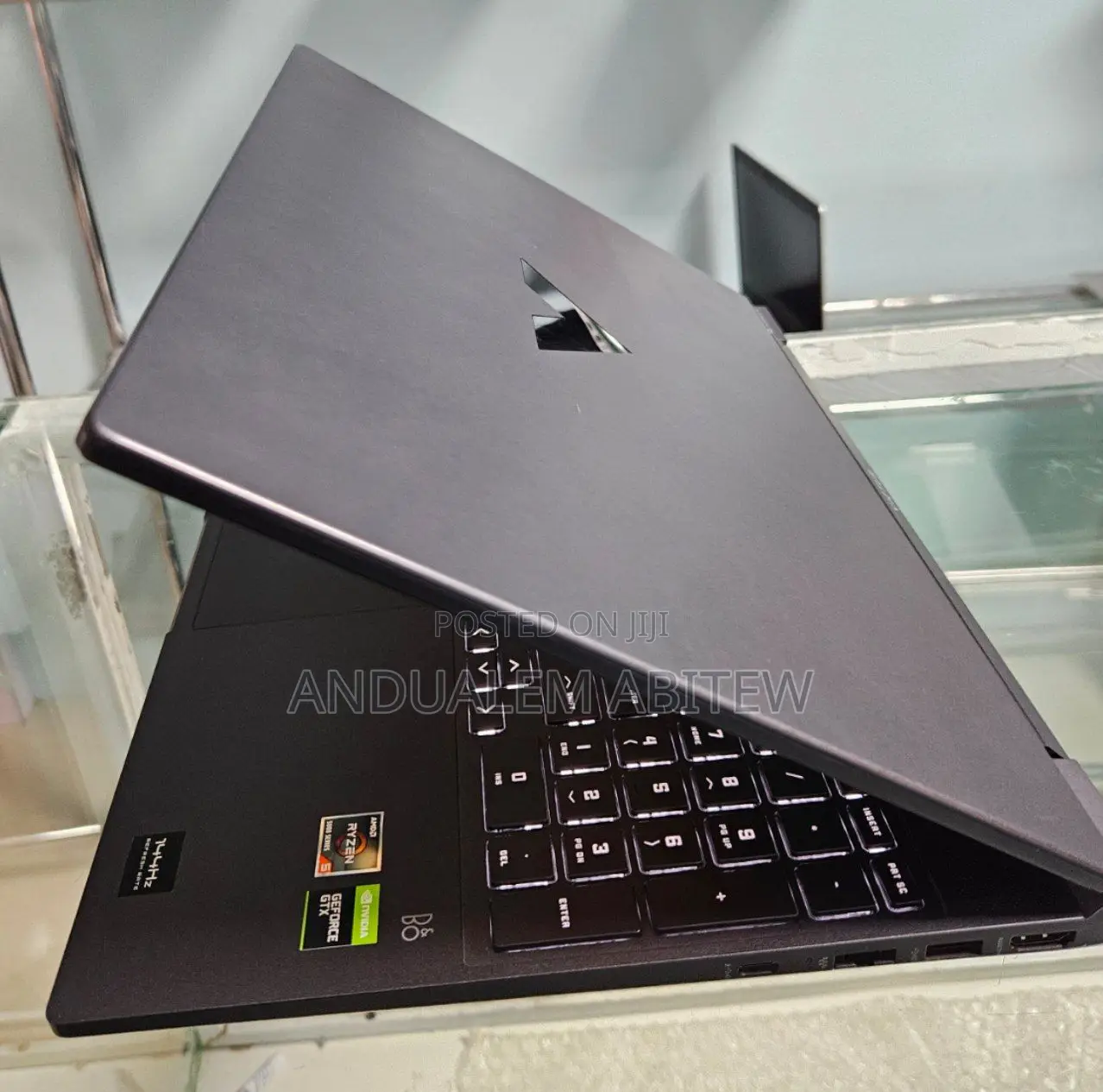 New Laptop HP Victus 15 8GB AMD Ryzen 5 SSD 512GB
