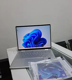 New Laptop HP Spectre 8GB Intel Core I5 SSD 512GB