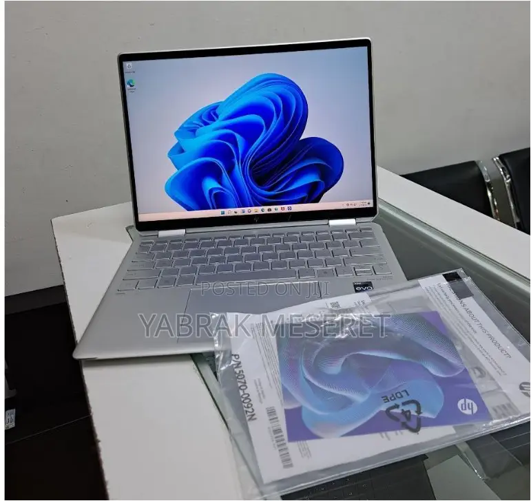 New Laptop HP Spectre 8GB Intel Core I7 SSD 512GB