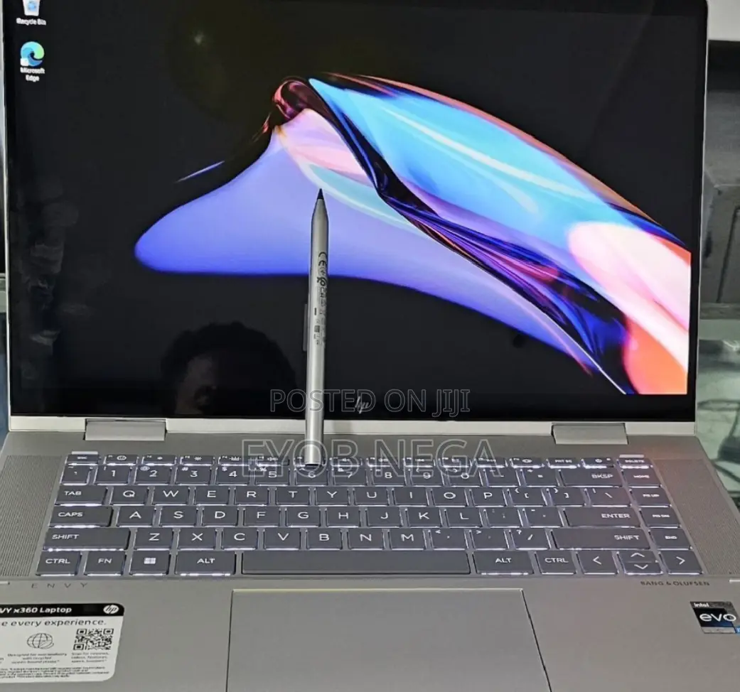 New Laptop HP Envy X360 16GB Intel Core I7 SSD 1T