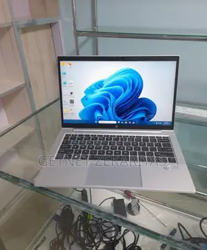 New Laptop HP EliteBook 830 G7 16GB Intel Core I7 SSD 512GB