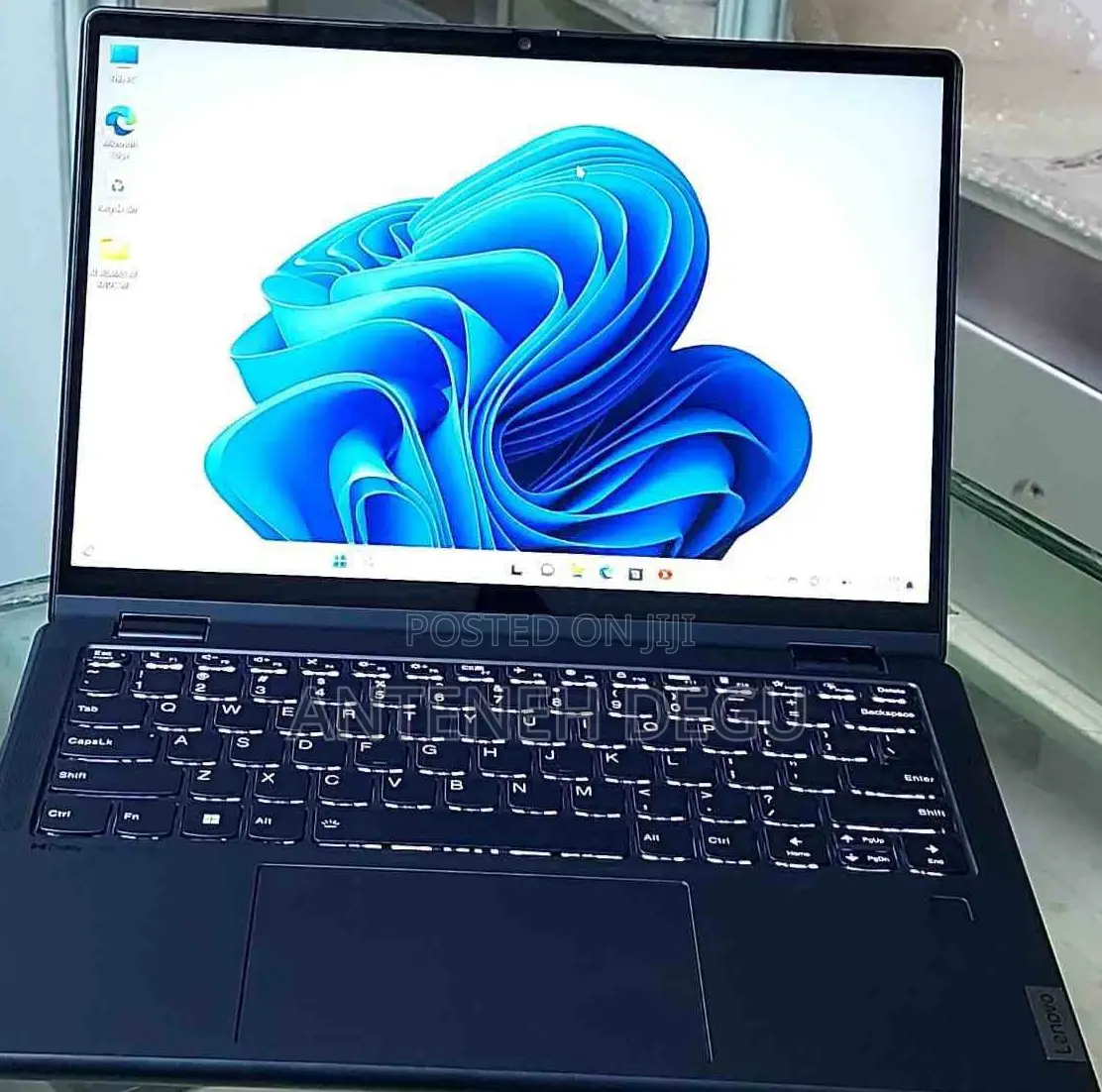 New Laptop Lenovo Yoga 710 16GB AMD Ryzen 7 SSD 512GB