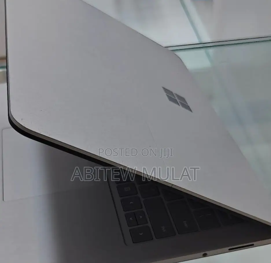 New Laptop Microsoft Surface Pro 9 16GB Intel Core I7 SSD 1T