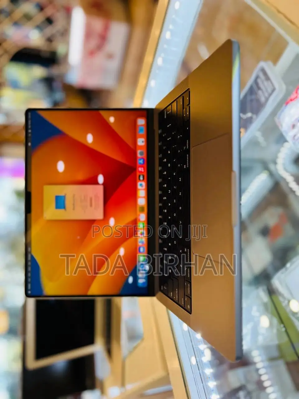 New Laptop Apple MacBook Pro 2022 M2 16GB Intel Core i7 SSD 512GB