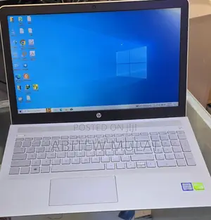 New Laptop HP Pavilion 15 8GB Intel Core I5 SSHD (Hybrid) 640GB