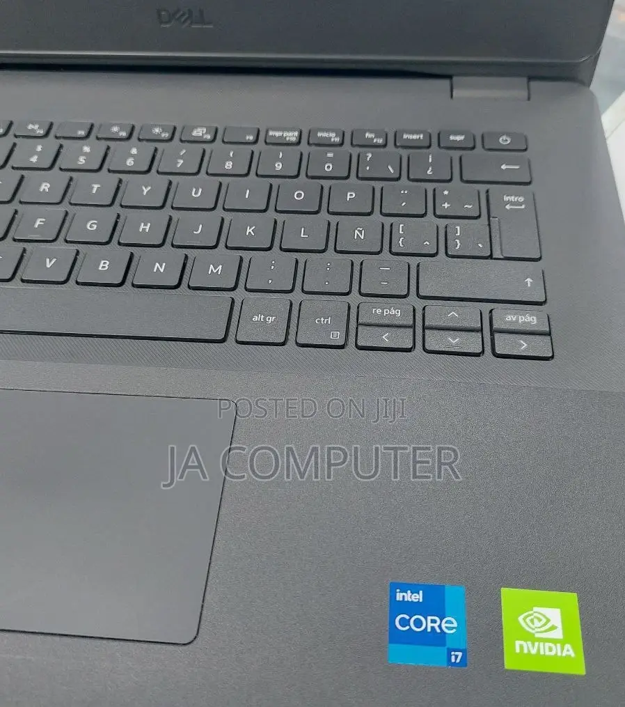 New Laptop Dell Vostro 1014 16GB Intel Core I7 SSD 1T