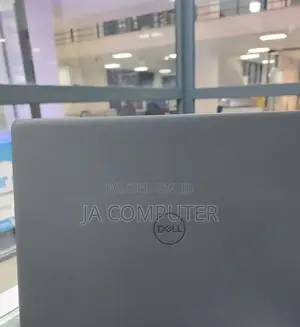 New Laptop Dell Vostro 1014 16GB Intel Core I7 SSD 1T