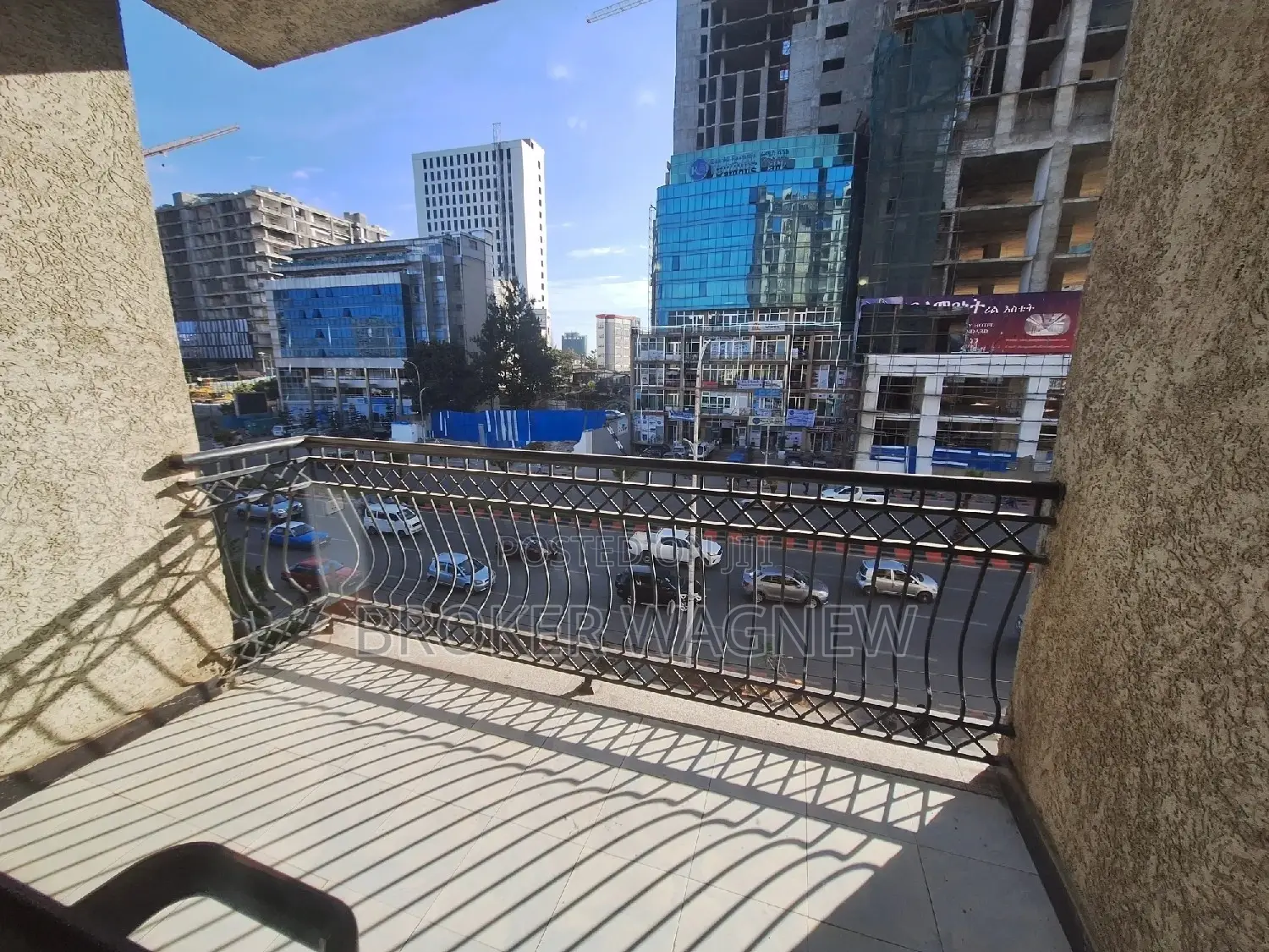 Furnished 3bdrm Apartment in Kirkos for rent