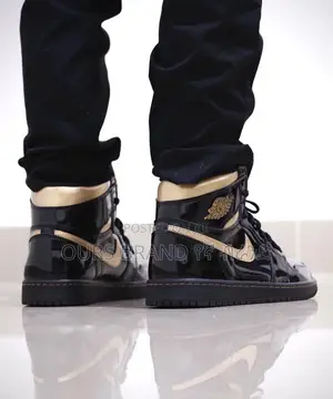 Air Jordan 1 Retro High Black Metallic Gold Master Quality