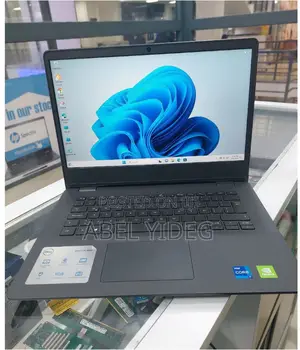 Photo - New Laptop Dell Vostro 1440 16GB Intel Core I7 SSD 1T