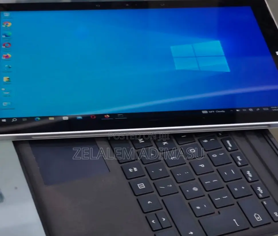 New Laptop Microsoft Surface 4GB Intel Core I5 SSD 128GB