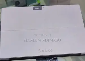 New Laptop Microsoft Surface 4GB Intel Core I5 SSD 128GB