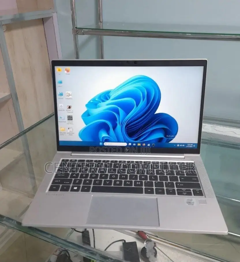 New Laptop HP 340s G7 16GB Intel Core I7 SSD 512GB