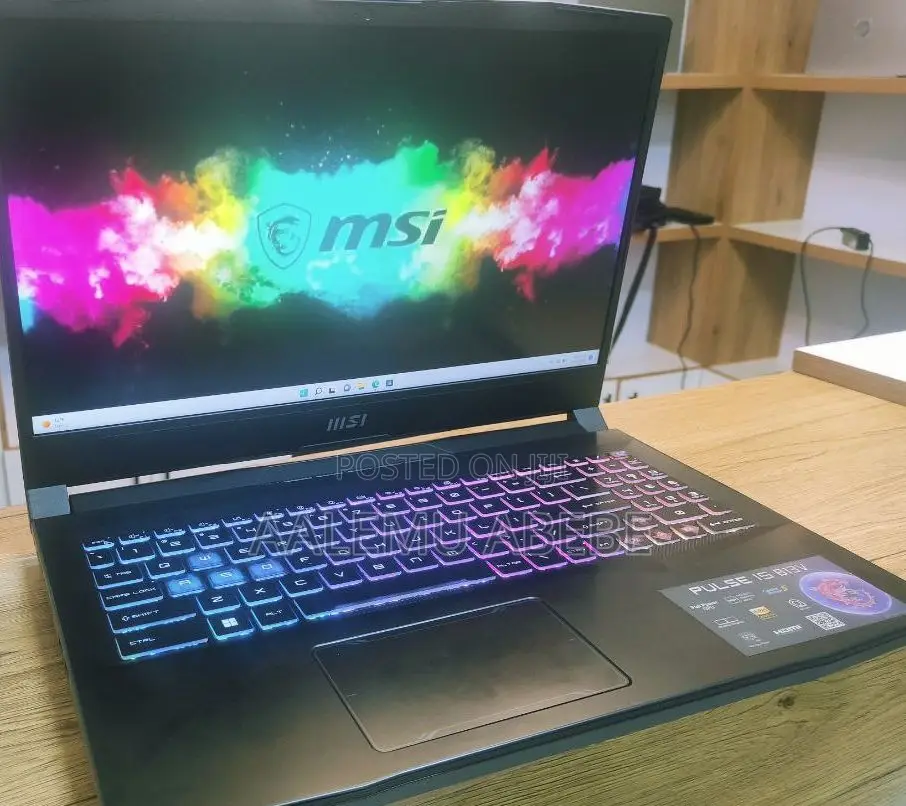 New Laptop MSI Katana 15 32GB Intel Core I7 SSD 1T