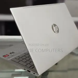 Laptop HP Pavilion 15-Eh0050wm 8GB AMD Ryzen 3 SSD 256GB