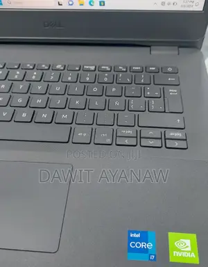 New Laptop Dell Vostro DVCI310 16GB Intel Core I7 SSD 1T